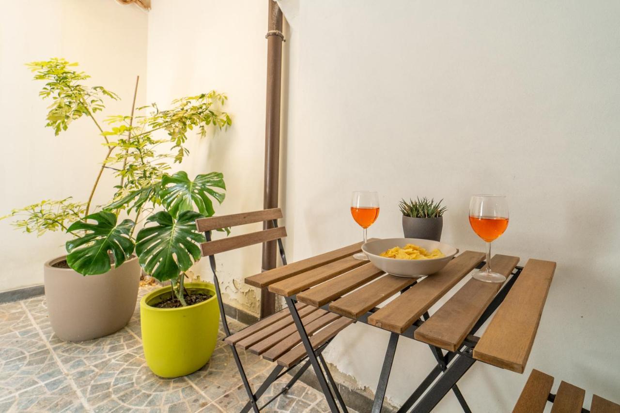 Casa Borbonica Cozy Apartment In Ortigia Ground Floor Сиракуза Екстериор снимка