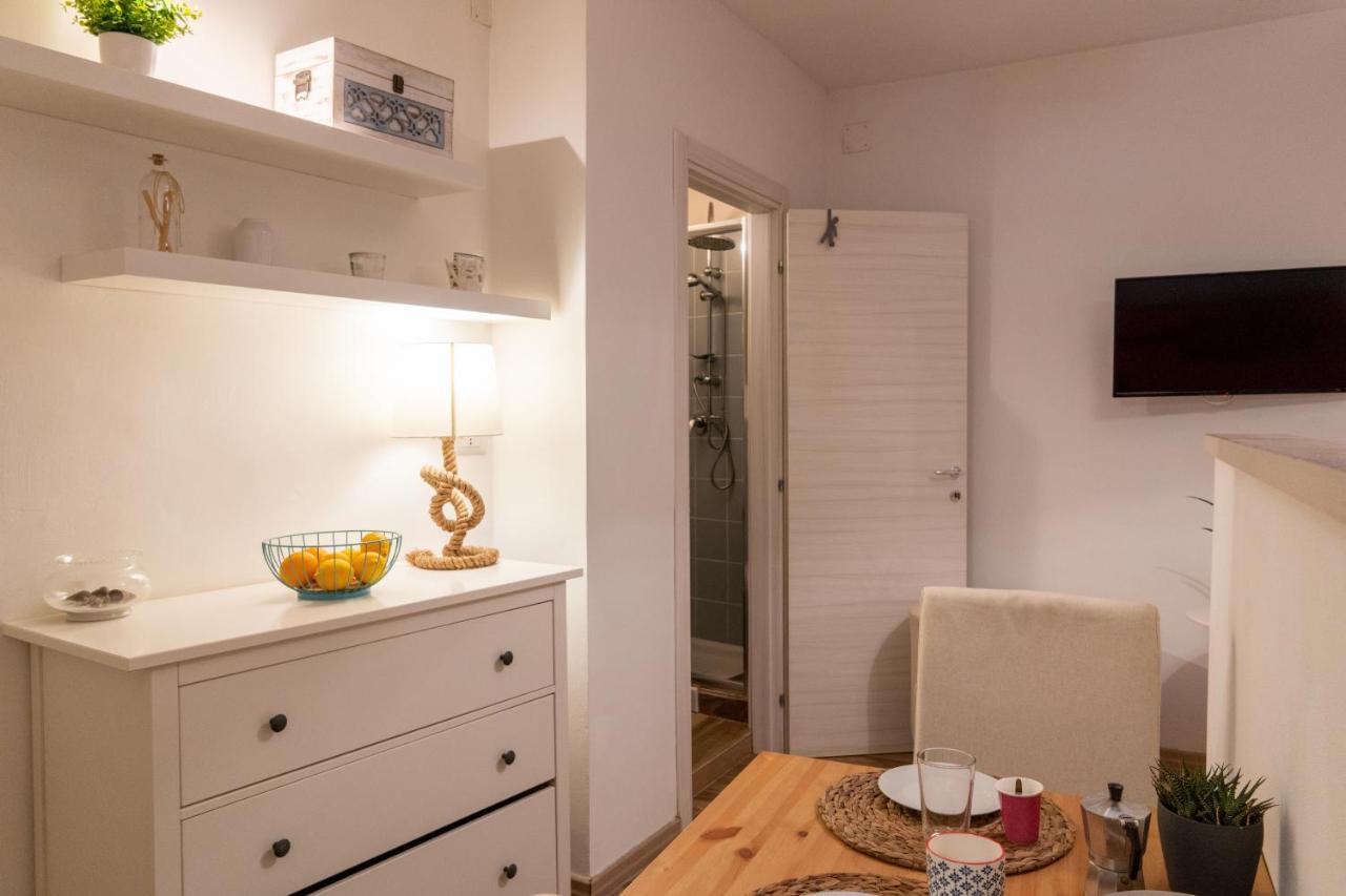 Casa Borbonica Cozy Apartment In Ortigia Ground Floor Сиракуза Екстериор снимка